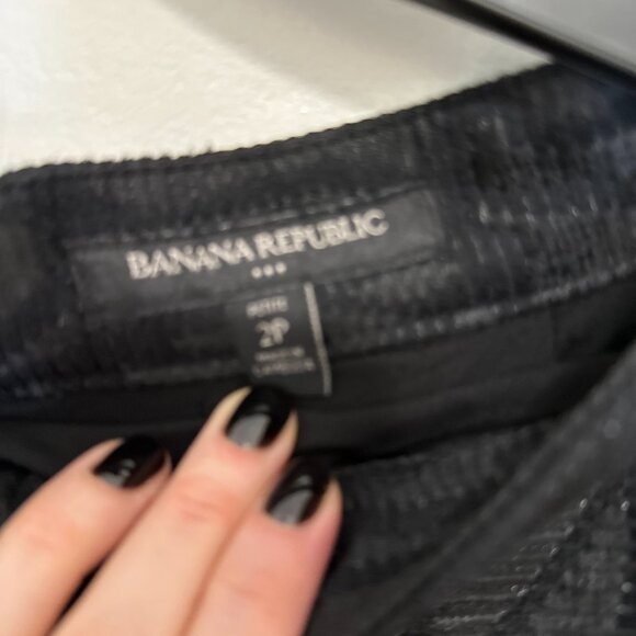 Banana Republic Black Party Skirt – Size 2P - Picture 2 of 8